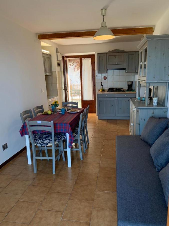 Casa Lisetta, 3-Room Apartment With Lake View Torri Del Benaco Ngoại thất bức ảnh
