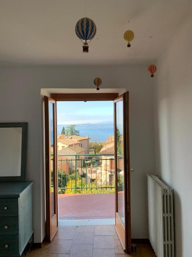 Casa Lisetta, 3-Room Apartment With Lake View Torri Del Benaco Ngoại thất bức ảnh