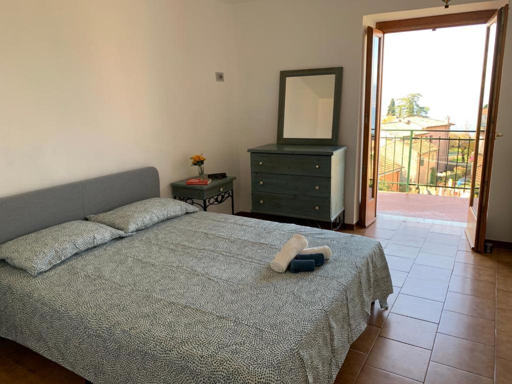 Casa Lisetta, 3-Room Apartment With Lake View Torri Del Benaco Ngoại thất bức ảnh